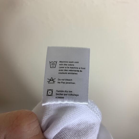 CHASER The Future Is Love Graphic Tee Size S White Crew Neck T-Shirt - Picture 9 of 10